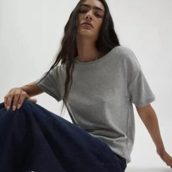 NWT Urban Outfitters BDG Oversized Grey Weekend Tee - Picture 4 of 5